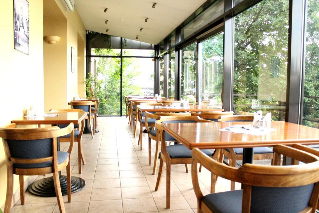 Velga Hotel Вилнюс Екстериор снимка
